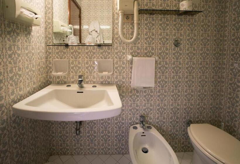 هتل Lido Mediterranee