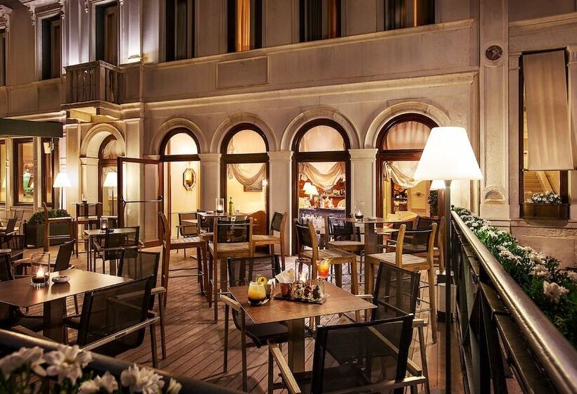 Fotos del hotel Londra Palace:  27