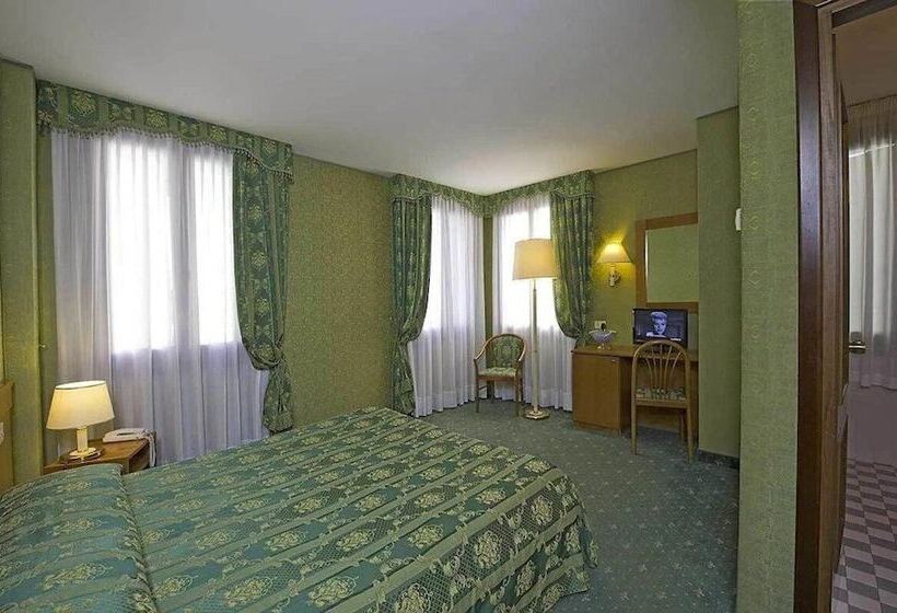 Fotos del hotel Nazionale:  4