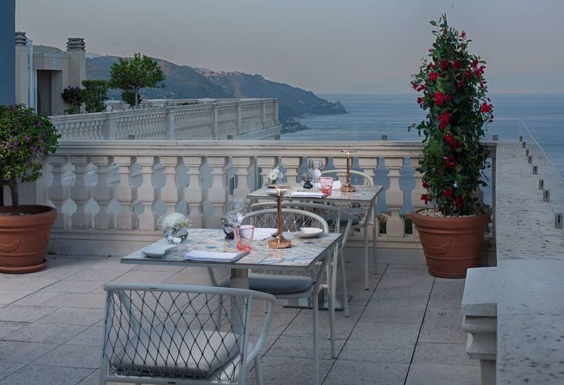 هتل NH Collection Taormina