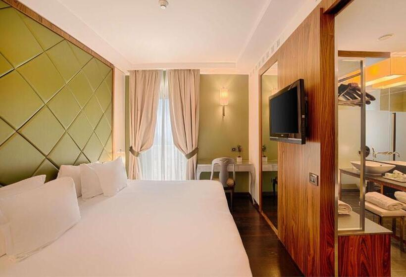 هتل NH Collection Taormina