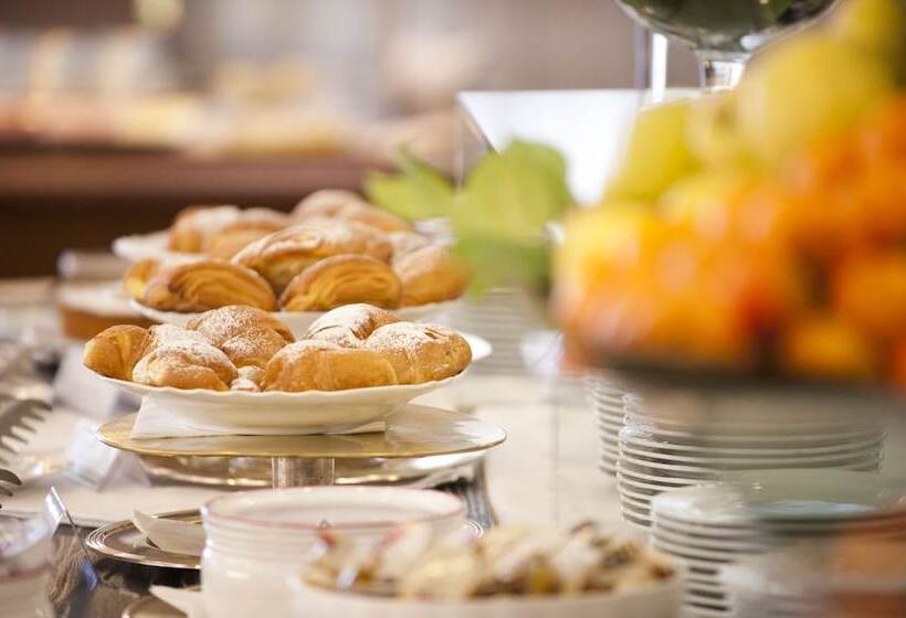 Fotos del hotel Montresor Hotel Palace:  42