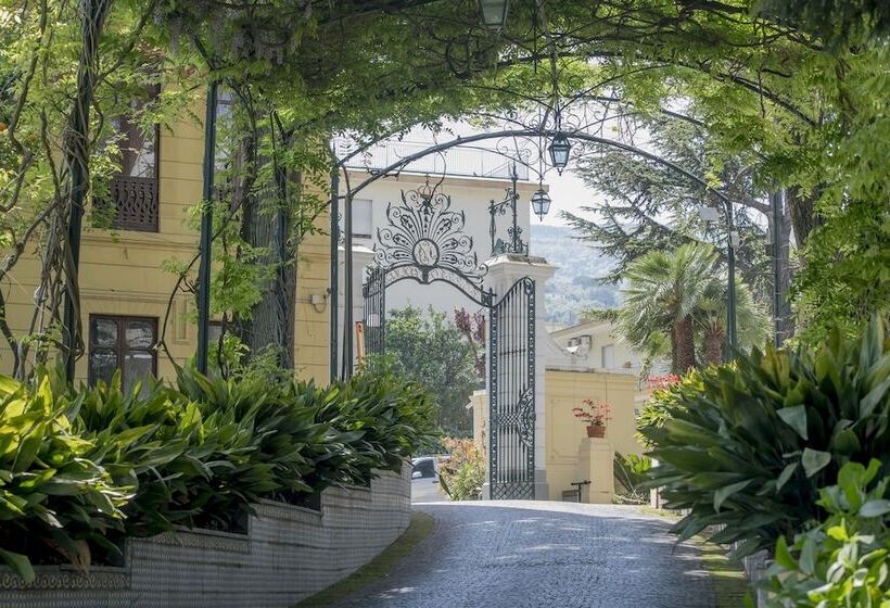 هتل Parco Dei Principi