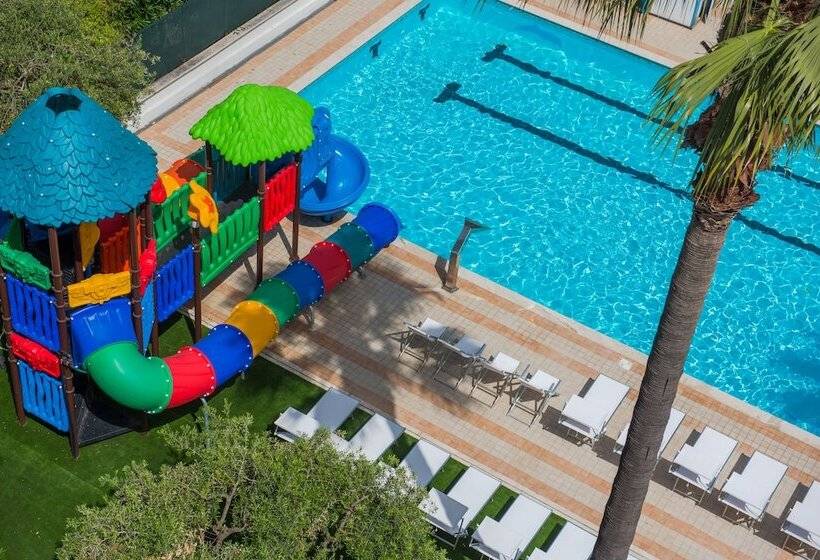 Family Hotel Relax