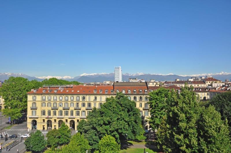 هتل Roma E Rocca Cavour