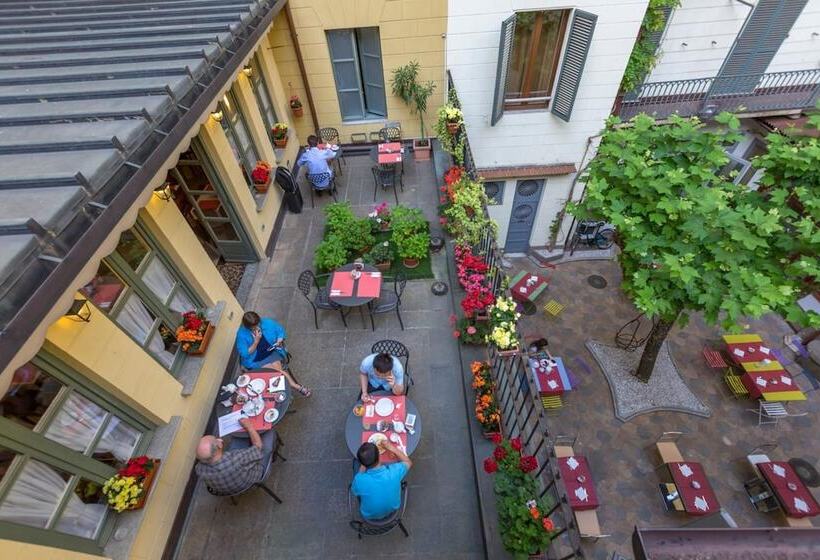 Fotos del hotel Roma E Rocca Cavour:  25