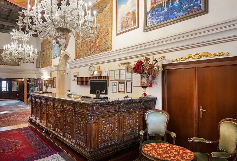 Fotos del hotel Residenza D Epoca San Cassiano:  25
