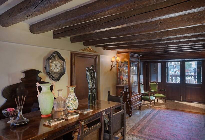 Fotos del hotel Residenza D Epoca San Cassiano:  37