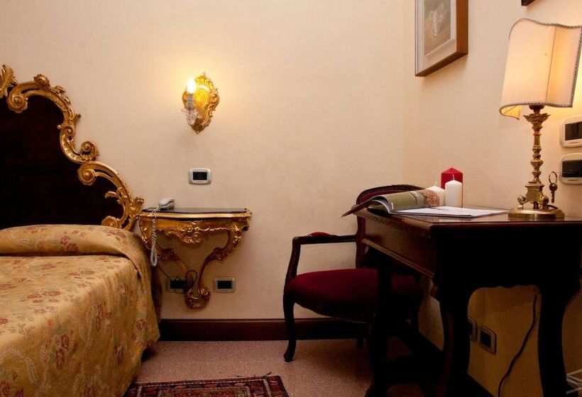 Fotos del hotel Residenza D Epoca San Cassiano:  6