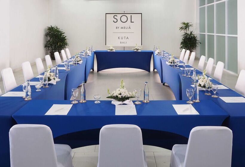 酒店 Kuta Beach Club