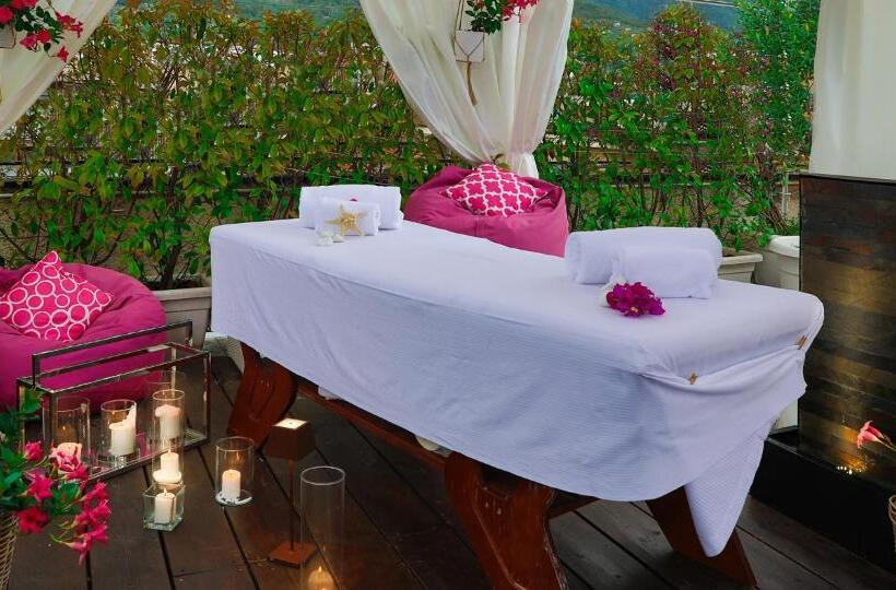 Отель Tigullio Et De Milan