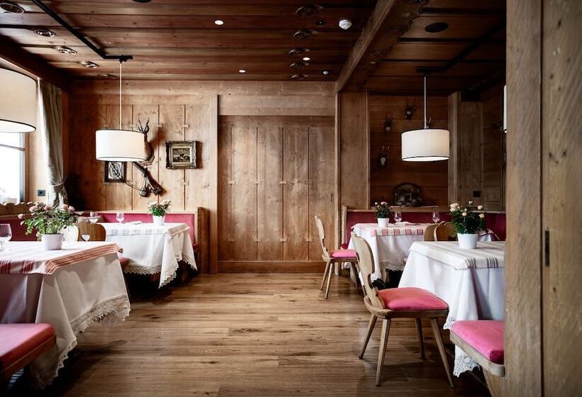 Hotel Tyrol