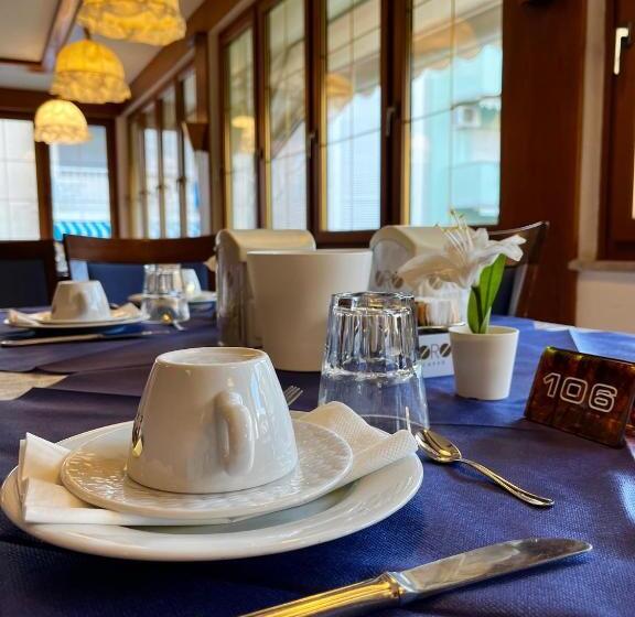 Fotos del hotel Villa Augusta:  2