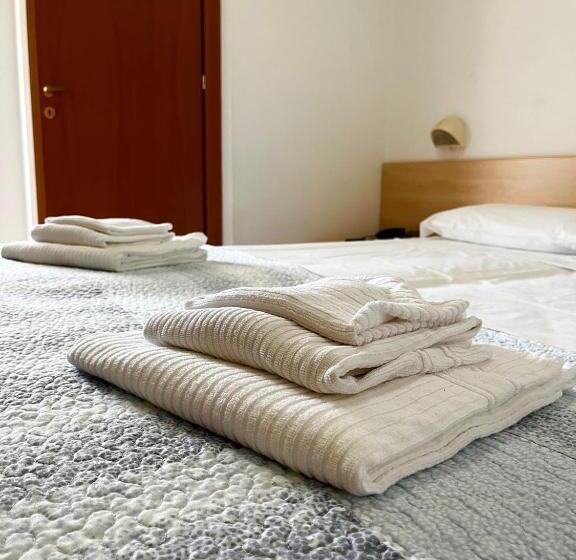 Fotos del hotel Villa Augusta:  30
