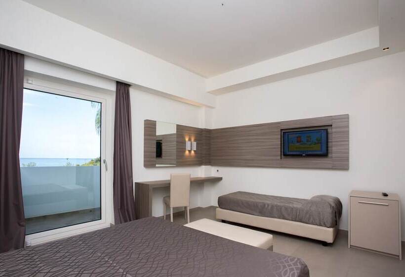 هتل Village Club Santa Caterina