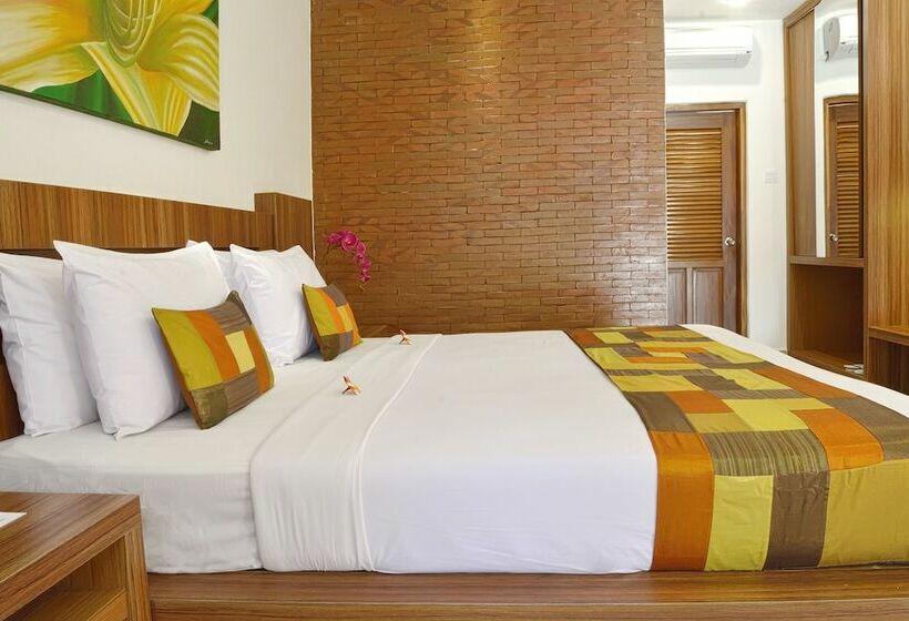 ホテル Wina Holiday Villa Kuta Bali
