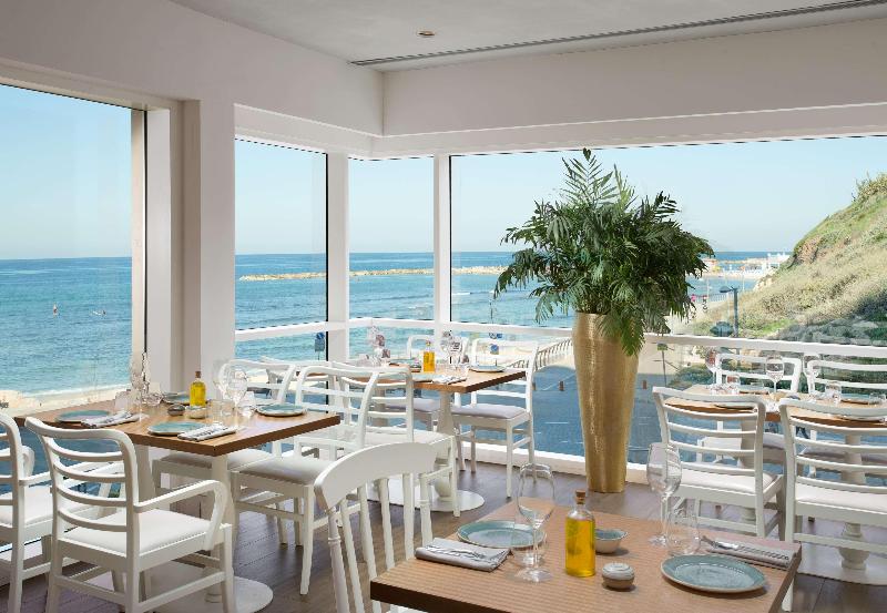 Hotel Carlton Tel Aviv  – Luxury On The Beach