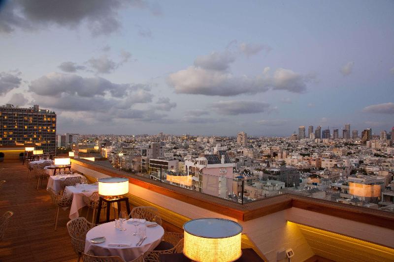 ホテル Carlton Tel Aviv  – Luxury On The Beach