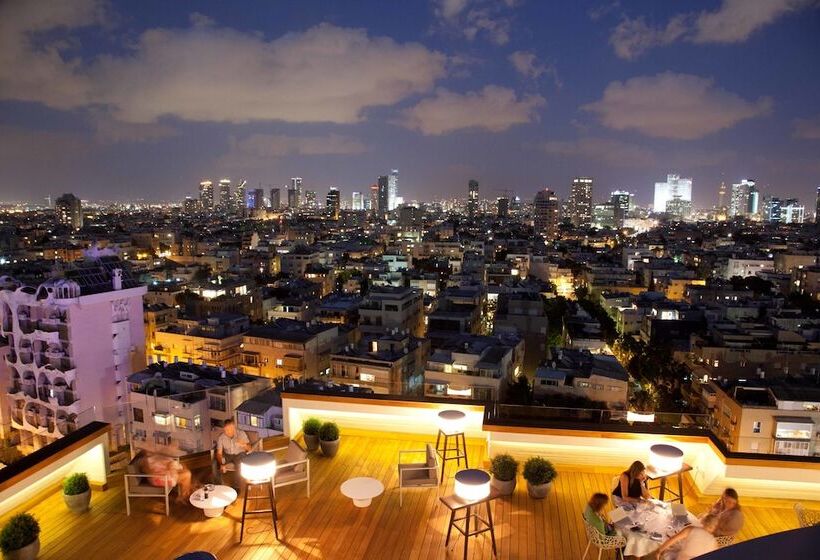 Hotel Carlton Tel Aviv  – Luxury On The Beach