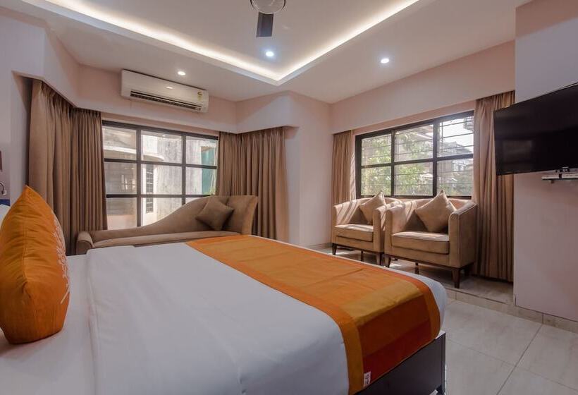 בית מלון כפרי Godwin   Colaba
