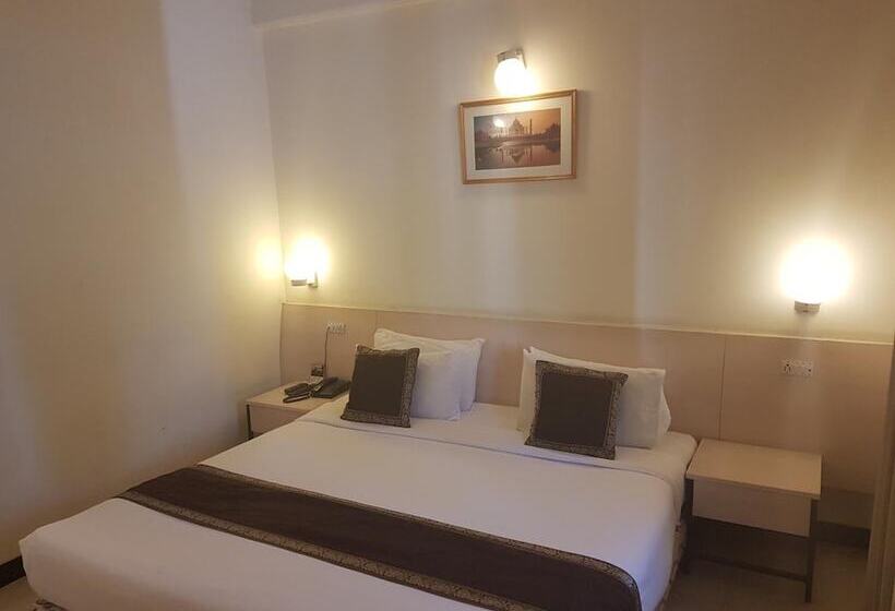 Grand Hotel Agra