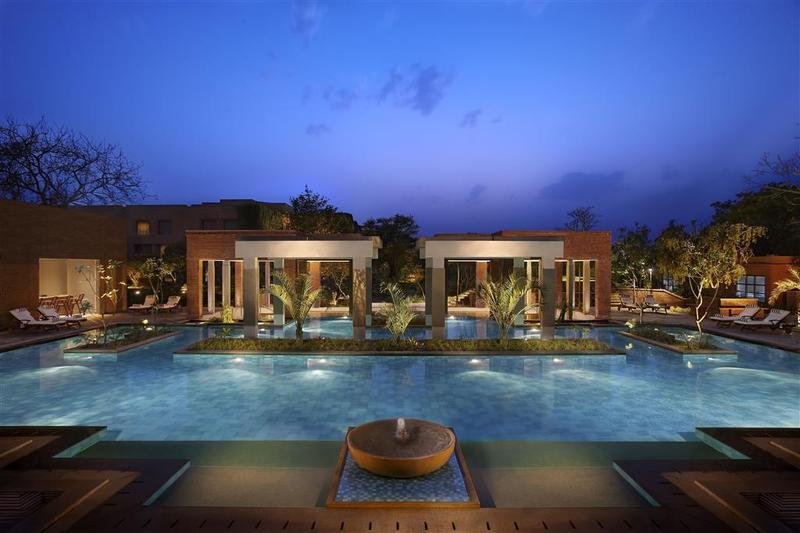 هتل Itc Mughal, A Luxury Collection Resort & Spa, Agra