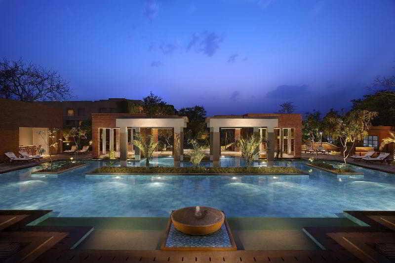 هتل Itc Mughal, A Luxury Collection Resort & Spa, Agra