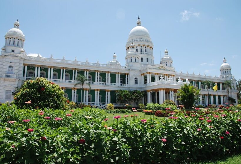 ホテル Lalitha Mahal Palace