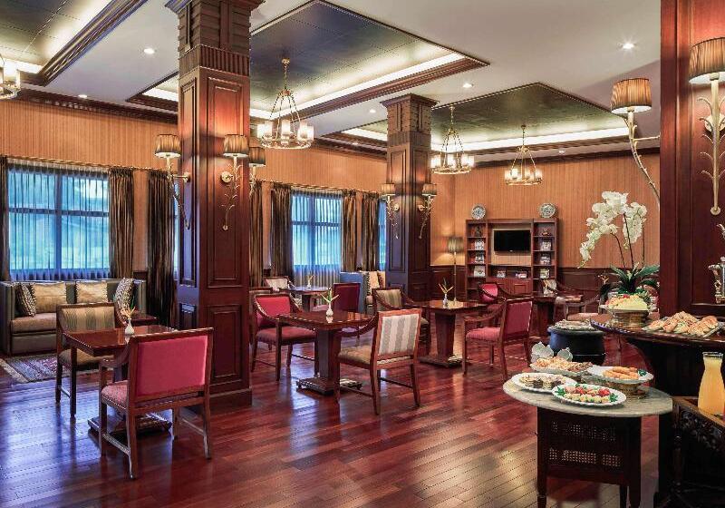 هتل Majapahit Surabaya Mgallery