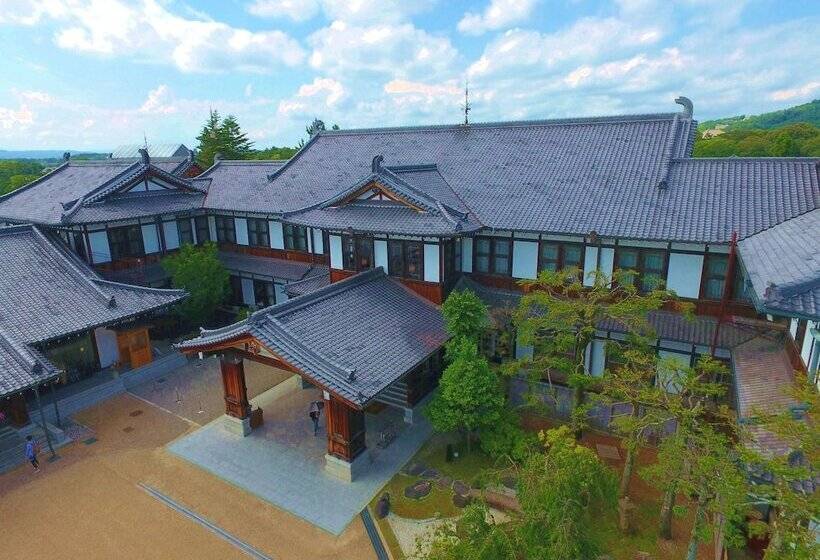 هتل Nara