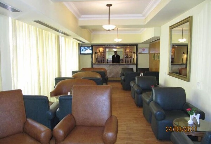 Szálloda Ritz Plaza