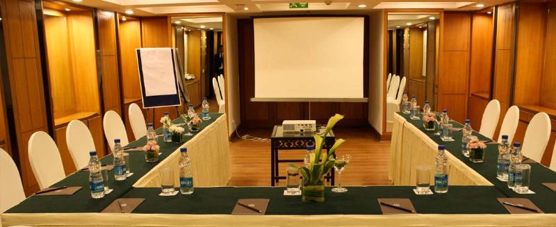 هتل The Hans, New Delhi