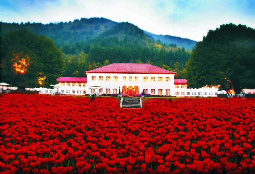 בית מלון כפרי The Lalit Grand Palace Srinagar