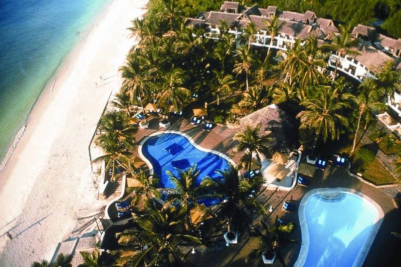 Hemingways Hotel Resort