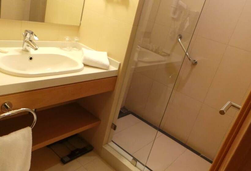 Fotos del hotel Amman Airport:  8 Fotos del hotel Amman Airport:  8