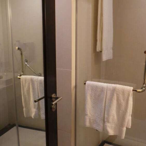 Fotos del hotel Amman Airport:  25 Fotos del hotel Amman Airport:  25