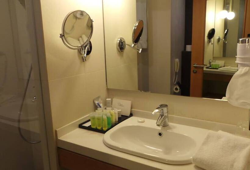 Fotos del hotel Amman Airport:  26 Fotos del hotel Amman Airport:  26