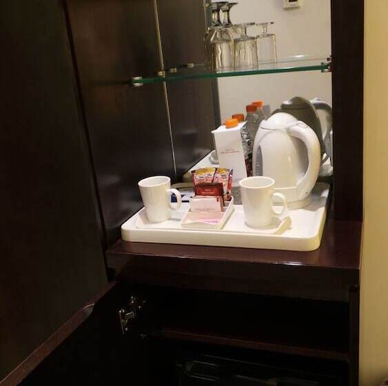 هتل Amman Airport