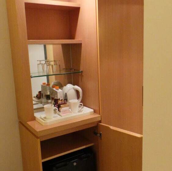 Fotos del hotel Amman Airport:  4 Fotos del hotel Amman Airport:  4