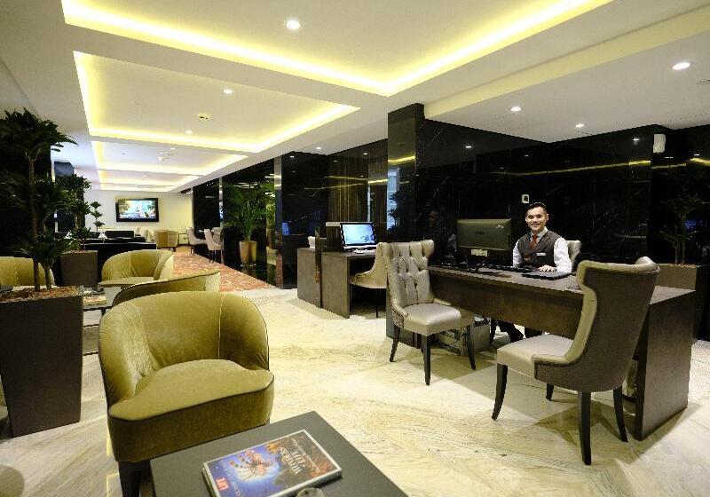 هتل Crowne Plaza Kuwait Al Thuraya City