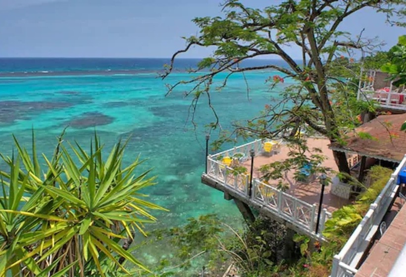 هتل Hibiscus Lodge