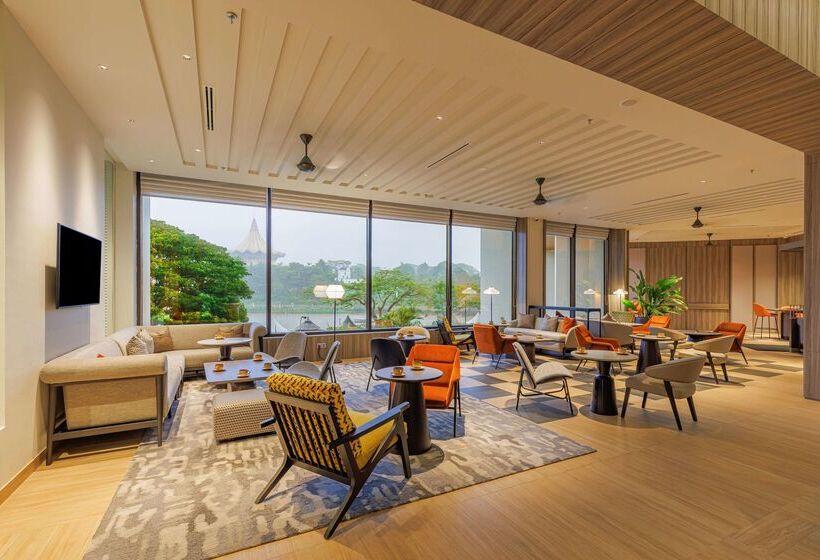 Fotos del hotel Hilton Kuching:  53