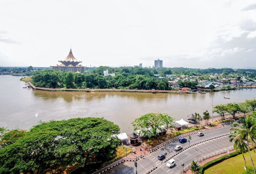 Hotel Hilton Kuching