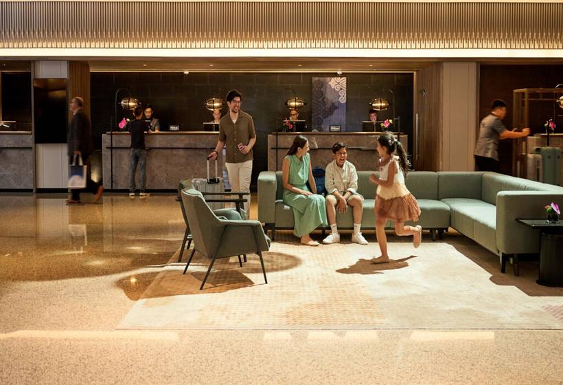 هتل Hilton Kuching