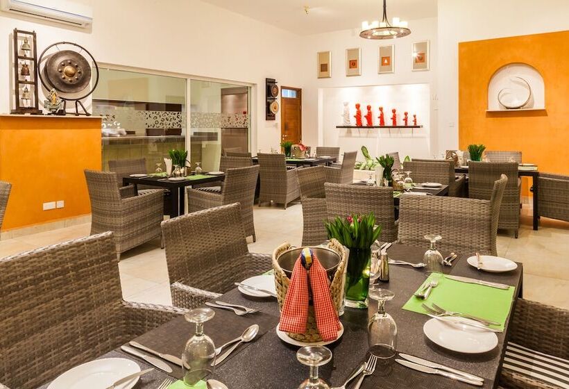 هتل Leopard Beach Resort And Spa