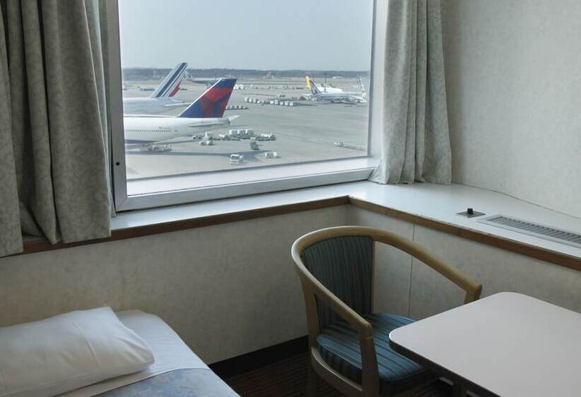 هتل Narita Airport Rest House