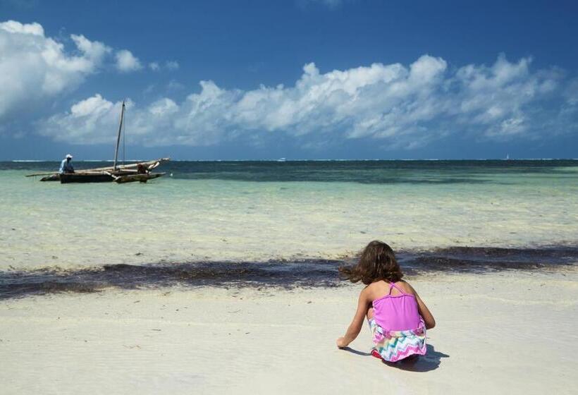 هتل Neptune Beach Resort All Inclusive