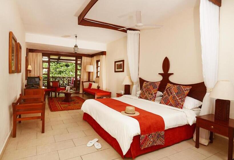 هتل Neptune Beach Resort All Inclusive