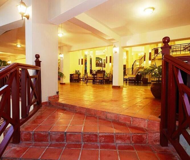 هتل Neptune Beach Resort All Inclusive