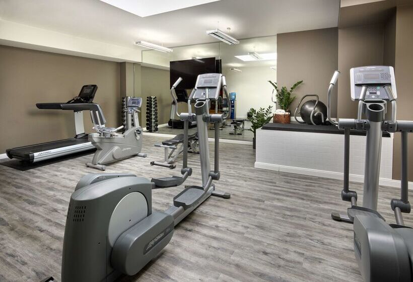 هتل Park Inn By Radisson Luxembourg City